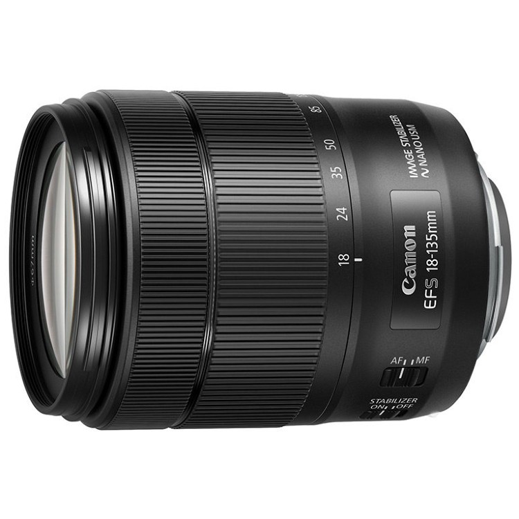 Canon EF-S 18-135mm f/3.5-5.6 IS USM