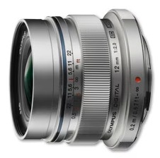 Olympus M.Zuiko Digital ED 12mm f/2.0 Zilver